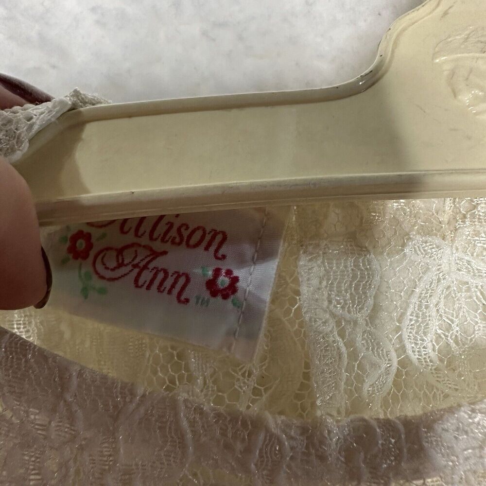 Vintage Allison Ann Ivory Lace Toddler Dress Satin Ribbon Roses Size 4T - Picture 3 of 4